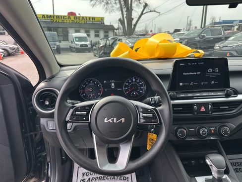 Used 2024 Kia Forte LXS image 19