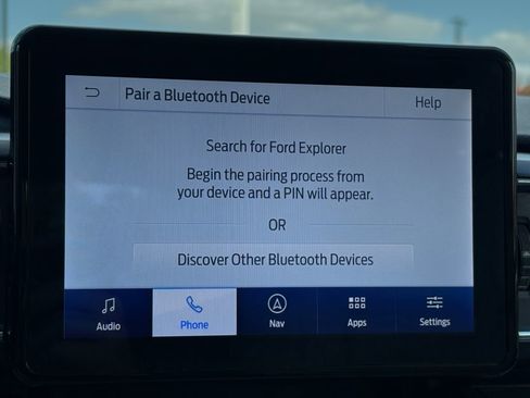 Used 2022 Ford Explorer XLT w/ Equipment Group 202A image 14