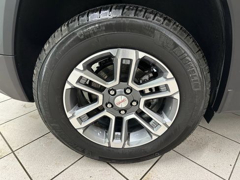 Certified 2025 GMC Terrain Elevation image 14