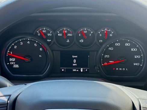 Used 2025 GMC Sierra 1500 Pro w/ Convenience Package RWD image 9