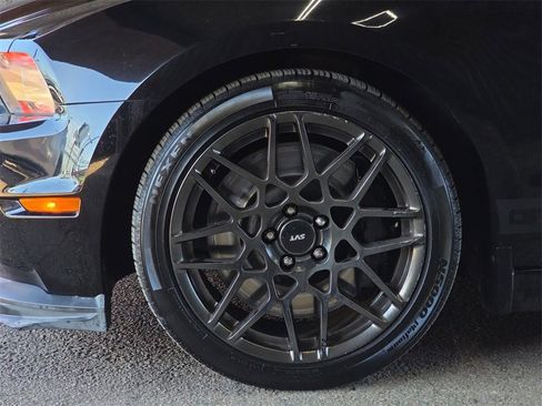 Used 2014 Ford Mustang Shelby GT500 w/ Equipment Group 821A image 20