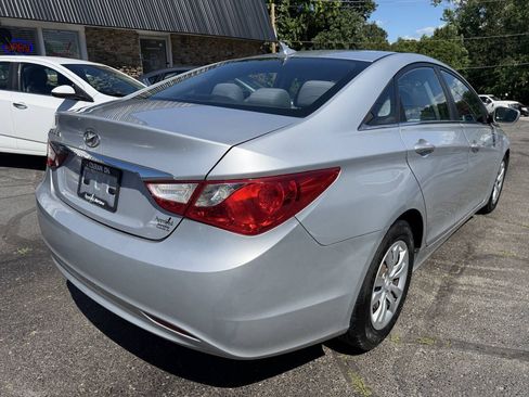 Used 2011 Hyundai Sonata GLS FWD image 3