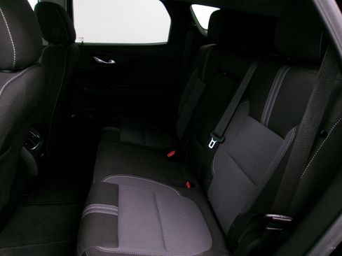 Used 2025 Chevrolet Blazer LT image 8