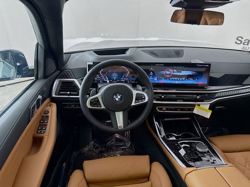 New 2026 BMW X7 xDrive40i w/ M Sport Package image 23