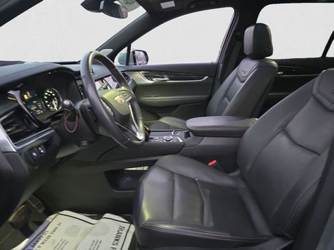 Certified 2024 Cadillac XT6 Premium Luxury image 10