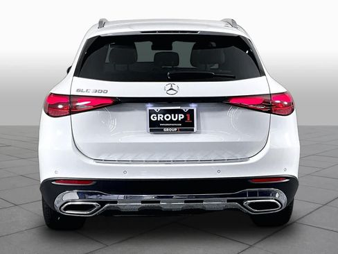 Used 2026 Mercedes-Benz GLC 300 image 5