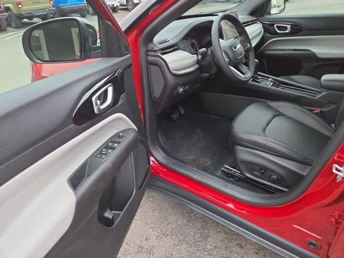 New 2026 Jeep Compass Limited image 16