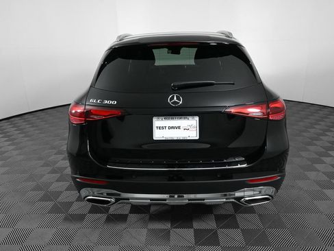 Used 2026 Mercedes-Benz GLC 300 image 28