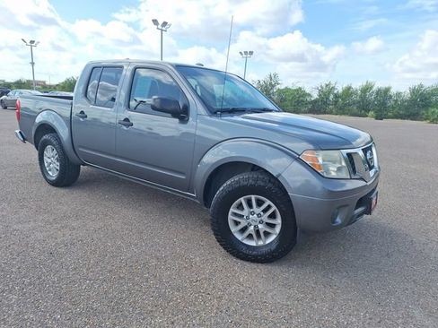 Used 2016 Nissan Frontier SV AWD/4WD image 1