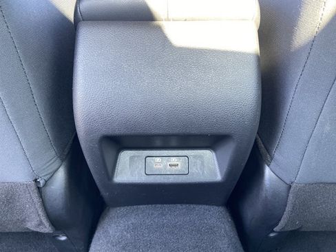 Used 2025 Nissan Altima 2.5 SV FWD image 48