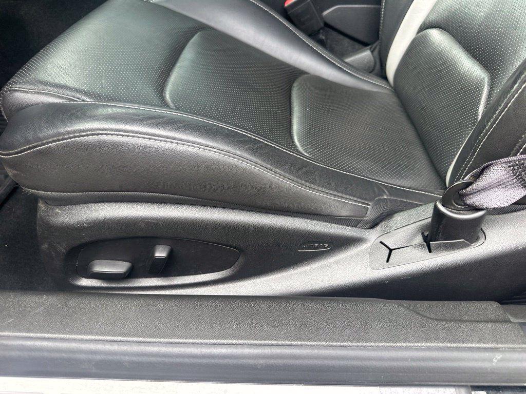 Used 2017 Chevrolet Camaro SS RWD image 12