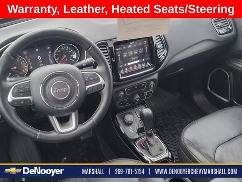 Used 2018 Jeep Compass Limited image 24