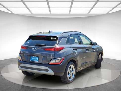 Used 2023 Hyundai Kona SEL FWD image 3