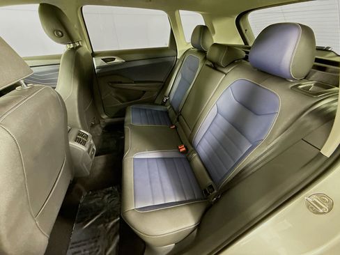 Certified 2025 Volkswagen Taos SEL image 20