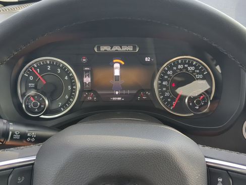 Used 2025 RAM 1500 Laramie image 22