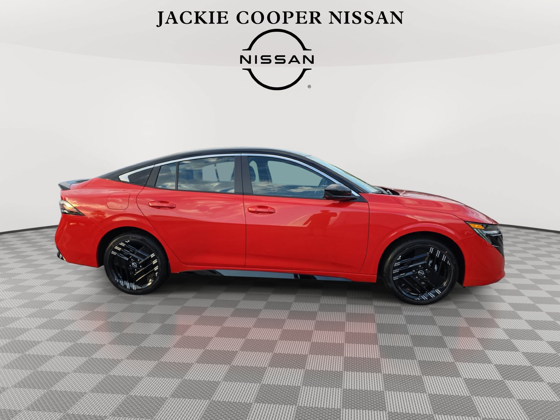 New 2027 Nissan Sentra SR w/ Floor Mat Package FWD image 4