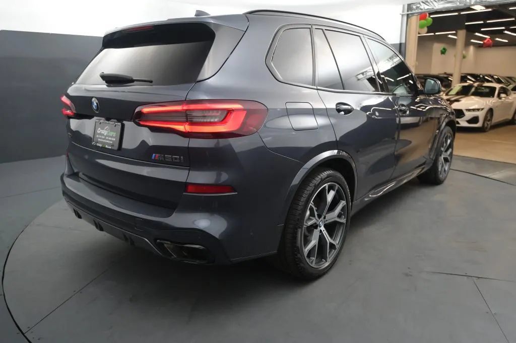 Used 2021 BMW X5 M50i AWD/4WD image 5