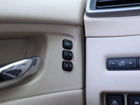 Certified 2024 Nissan Murano SL FWD image 21