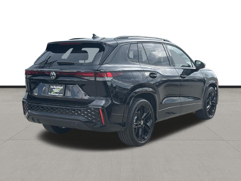 New 2026 Volkswagen Tiguan SE R-Line FWD image 5