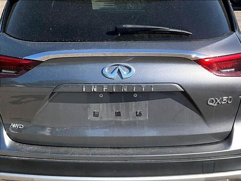 Used 2019 INFINITI QX50 Luxe AWD/4WD image 10
