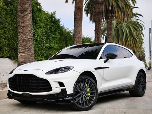 Used 2023 Aston Martin DBX 707 image 13