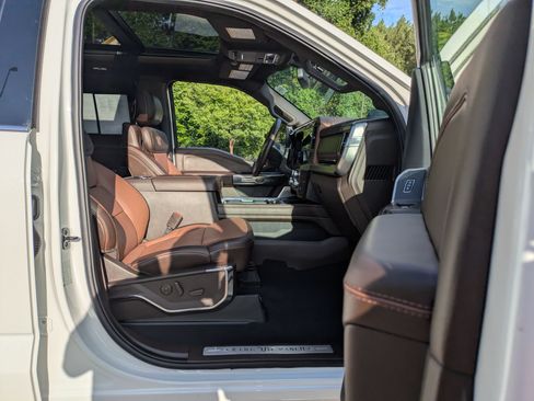 Certified 2025 Ford F250 King Ranch w/ Chrome Package AWD/4WD image 41