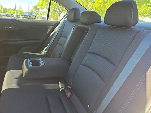 Used 2014 Honda Accord Sport image 14