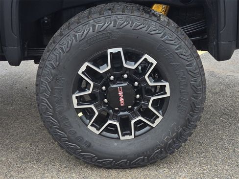 New 2026 GMC Sierra 2500 AT4X image 31