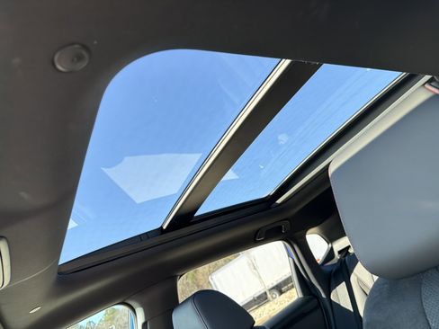 Certified 2025 Acura ADX A-Spec image 28