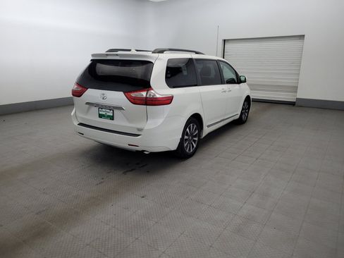 Used 2015 Toyota Sienna Limited Premium AWD/4WD image 9