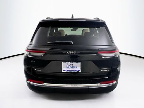 Used 2023 Jeep Grand Cherokee Limited image 6