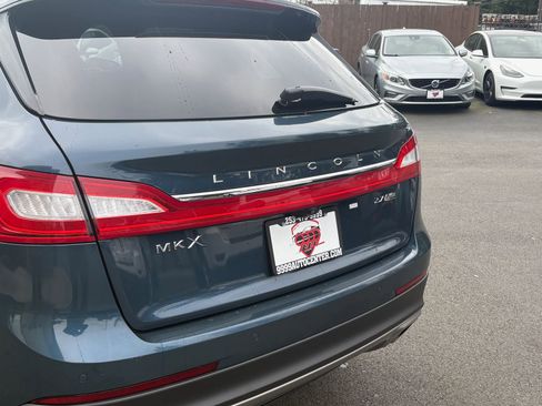 Used 2016 Lincoln MKX Reserve w/ Technology Package image 6