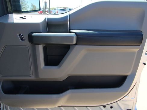 Used 2017 Ford F150 XLT w/ Equipment Group 302A Luxury image 41