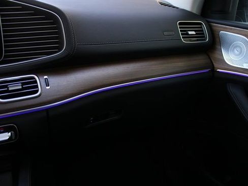 New 2026 Mercedes-Benz GLS 450 4MATIC image 34