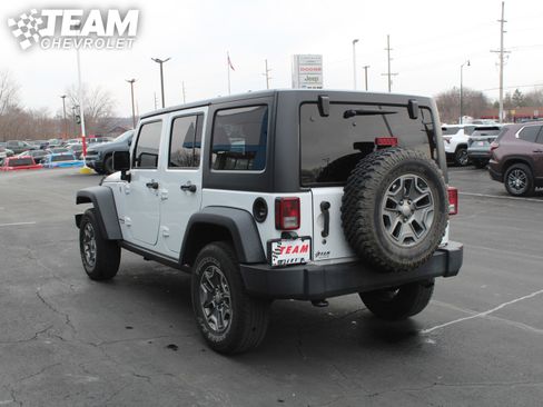 Used 2018 Jeep Wrangler Unlimited Rubicon w/ Cold Weather Group image 6