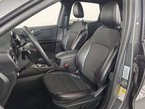 Used 2024 Ford Escape ST-Line AWD/4WD image 16