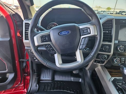 Used 2020 Ford F150 Lariat RWD image 18