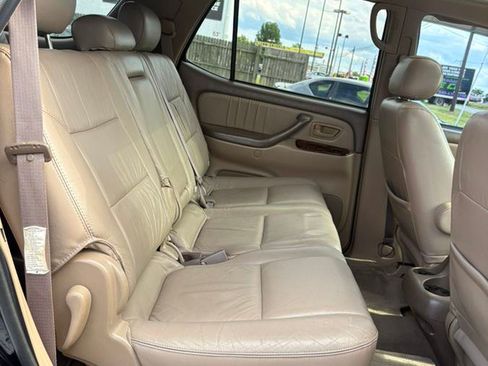 Used 2002 Toyota Sequoia Limited AWD/4WD image 18