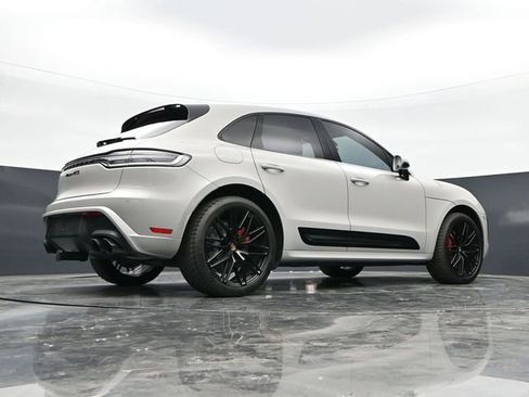 Used 2022 Porsche Macan GTS AWD/4WD image 37