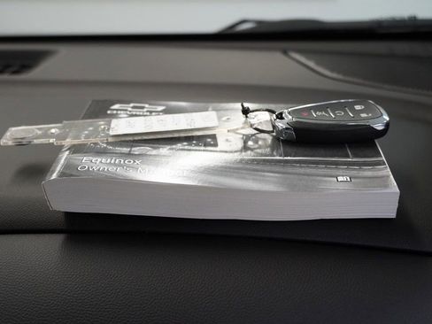 Used 2024 Chevrolet Equinox LT image 37