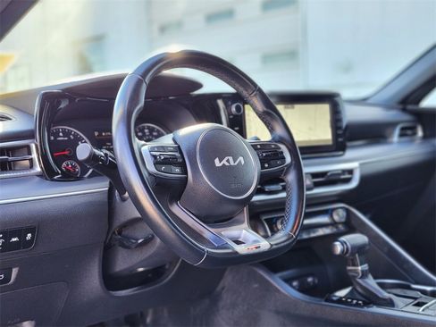 Used 2022 Kia K5 GT-Line image 16