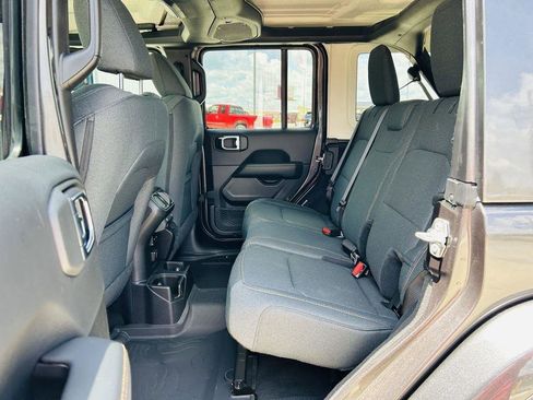 New 2025 Jeep Wrangler Sahara image 24