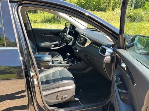 Used 2016 Kia Sorento EX AWD/4WD image 50