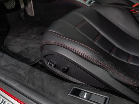 Used 2011 Ferrari 458 Italia Coupe RWD image 27