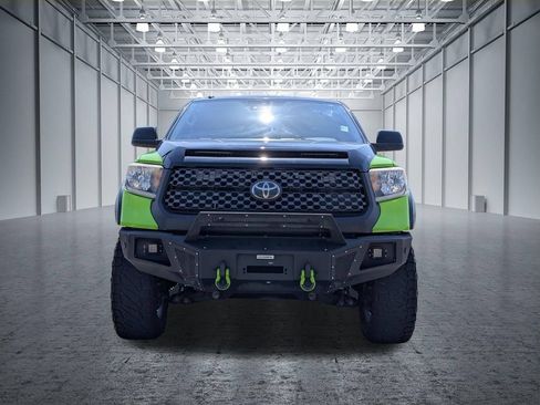 Used 2019 Toyota Tundra SR5 w/ SR5 Upgrade Package AWD/4WD image 2