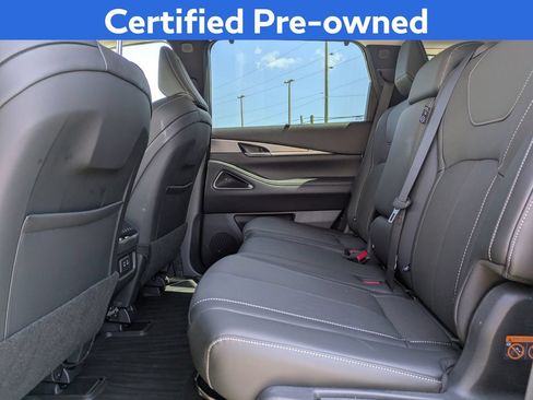 Certified 2026 INFINITI QX60 Luxe w/ Cargo Package FWD image 17