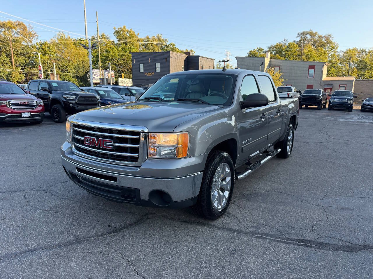 Used 2013 GMC Sierra 1500 SLE RWD image 4