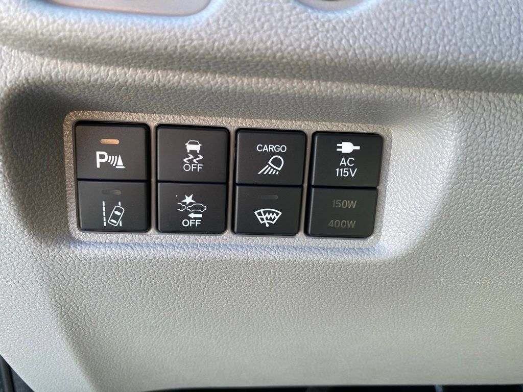 Used 2023 Honda Ridgeline RTL-E image 25