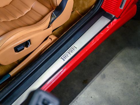 Used 1999 Ferrari 550 Maranello Coupe image 34