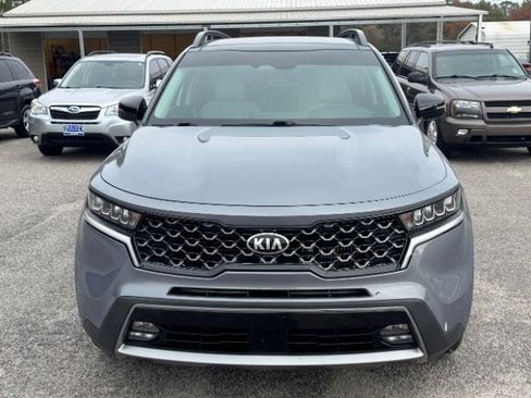 Used 2021 Kia Sorento EX w/ EX AWD X-Line Package image 3